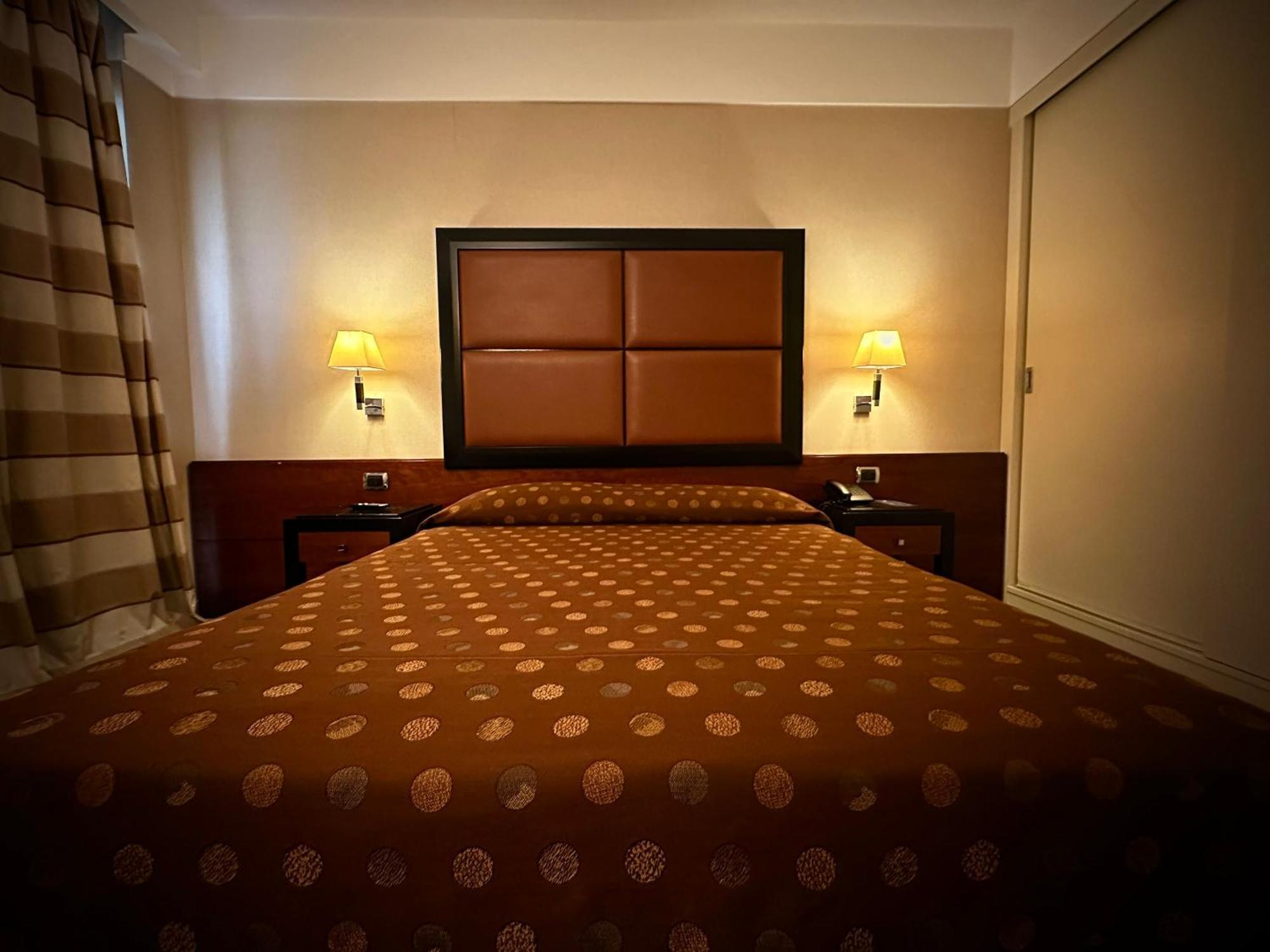 Ergife Palace Hotel Рим Экстерьер фото