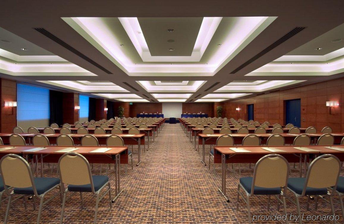 Ergife Palace Hotel Рим Бизнес фото