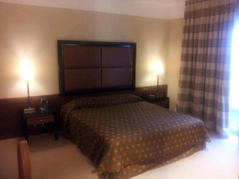 Ergife Palace Hotel Рим Экстерьер фото